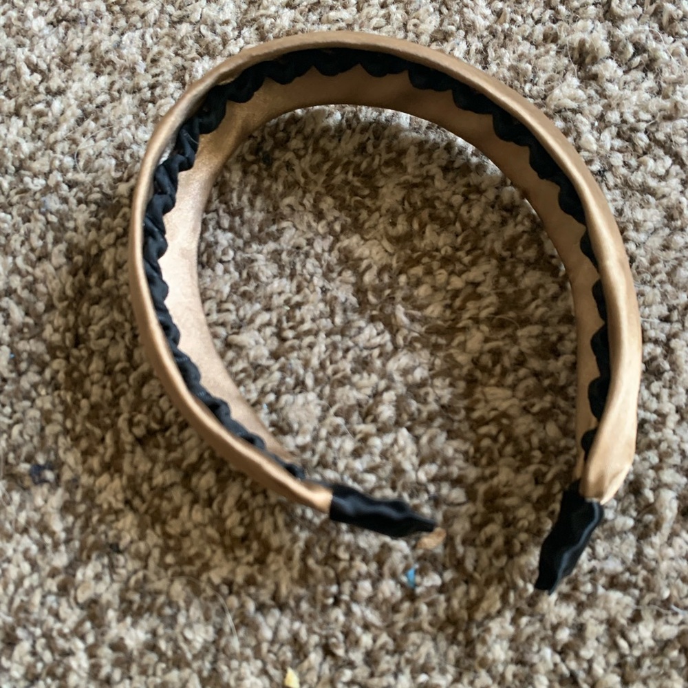 Invisibobble headband